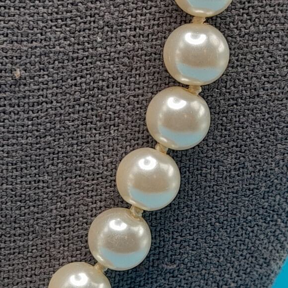 Vintage Glass Pearl Necklace, 8mm Faux Pearl Beads, 24 Inches, Hand Knotted - Picture 4 of 10